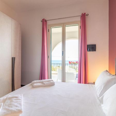 Villa Archi Sul Mare Cava dʼAliga Exteriér fotografie