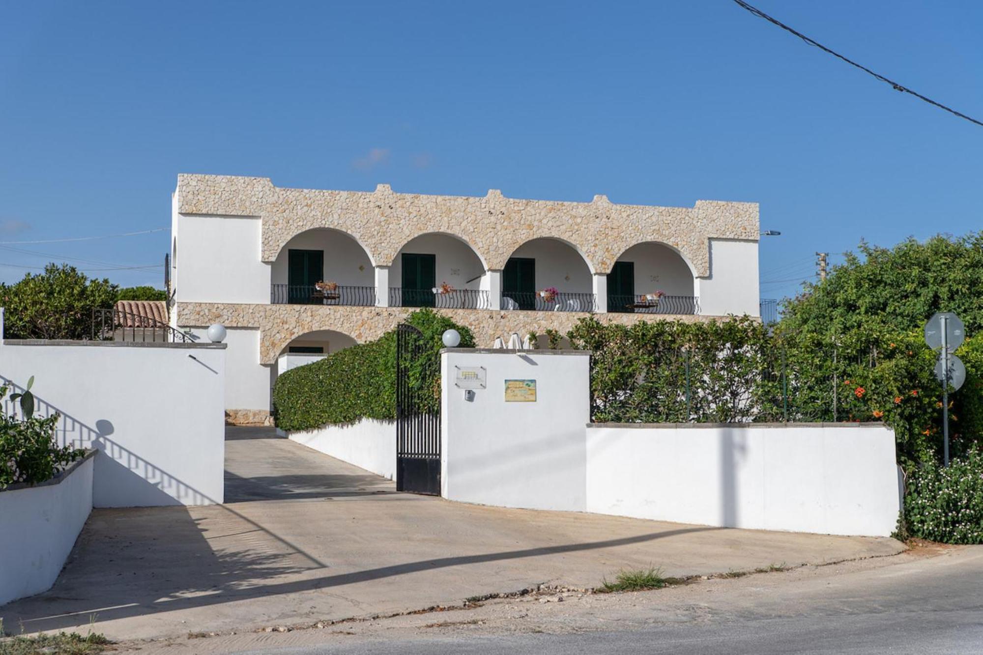 Villa Archi Sul Mare Cava dʼAliga Exteriér fotografie