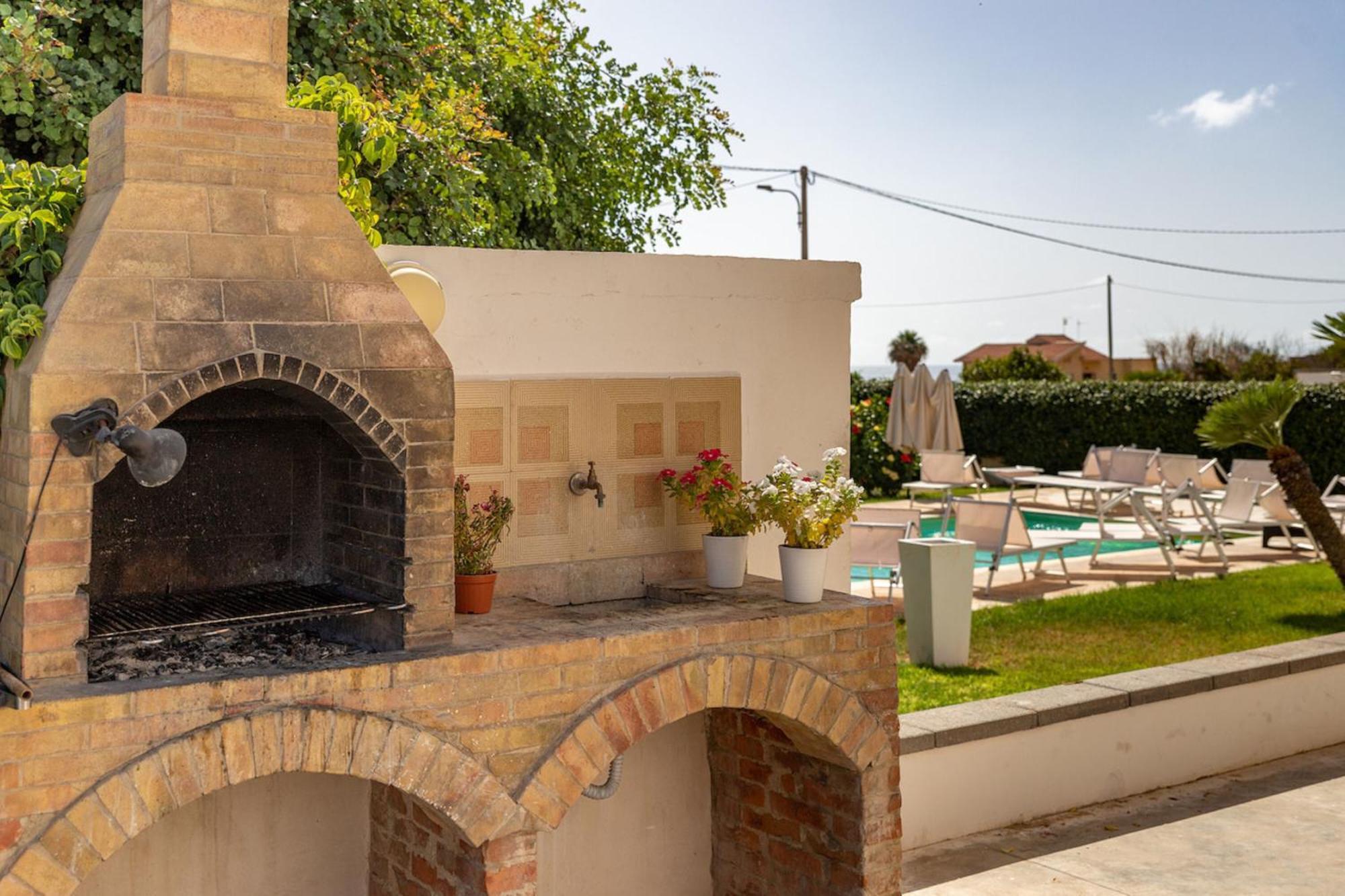 Villa Archi Sul Mare Cava dʼAliga Exteriér fotografie